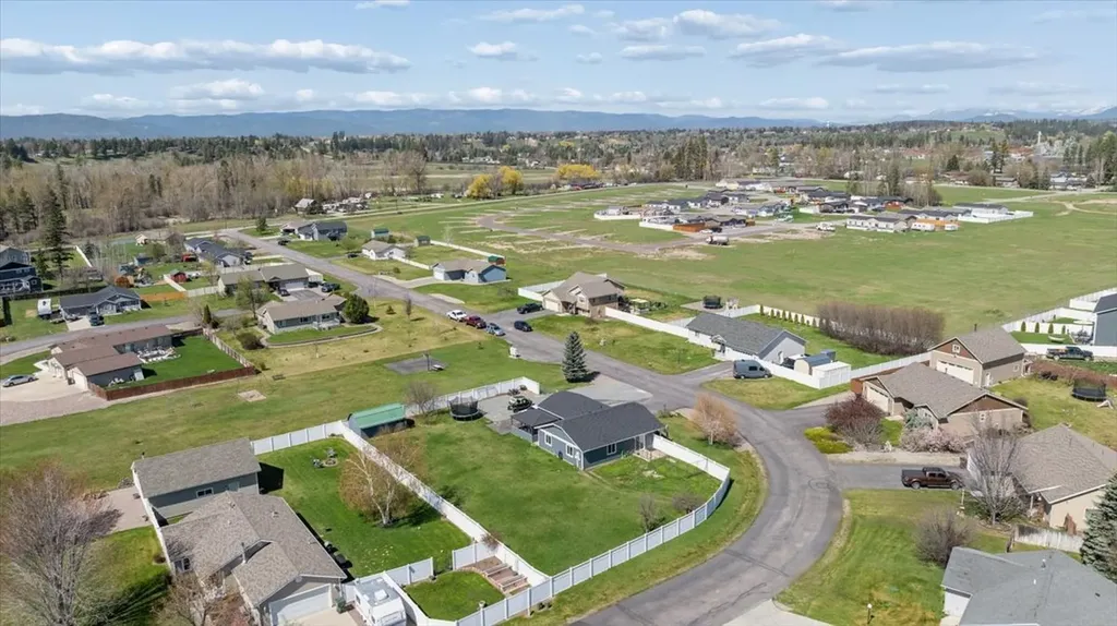 3086 Sweetgrass Lane Kalispell MT 59901