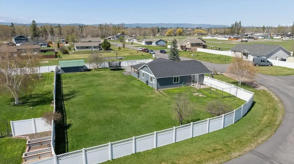 3086 Sweetgrass Lane Kalispell MT 59901