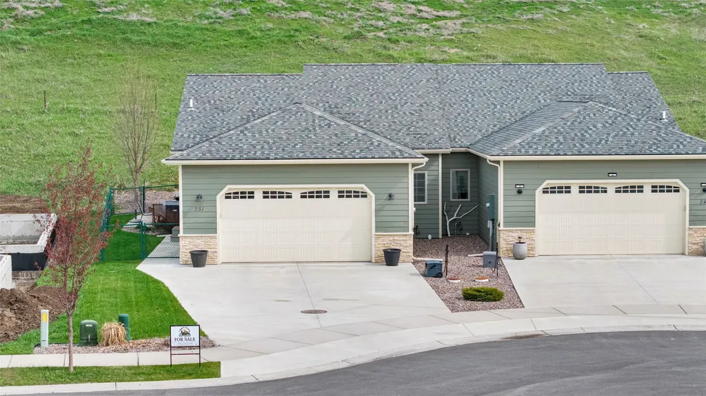 251 E Nicklaus Avenue Kalispell MT 59901