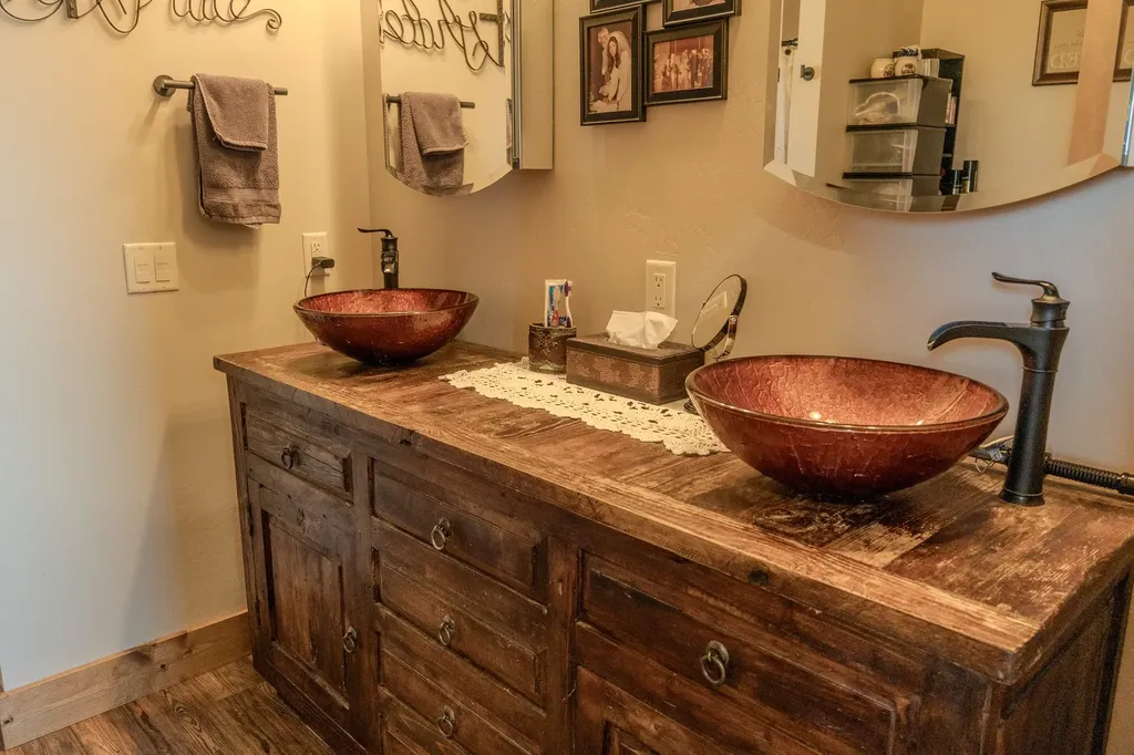 51 Whitehorse Road Townsend MT 59644
