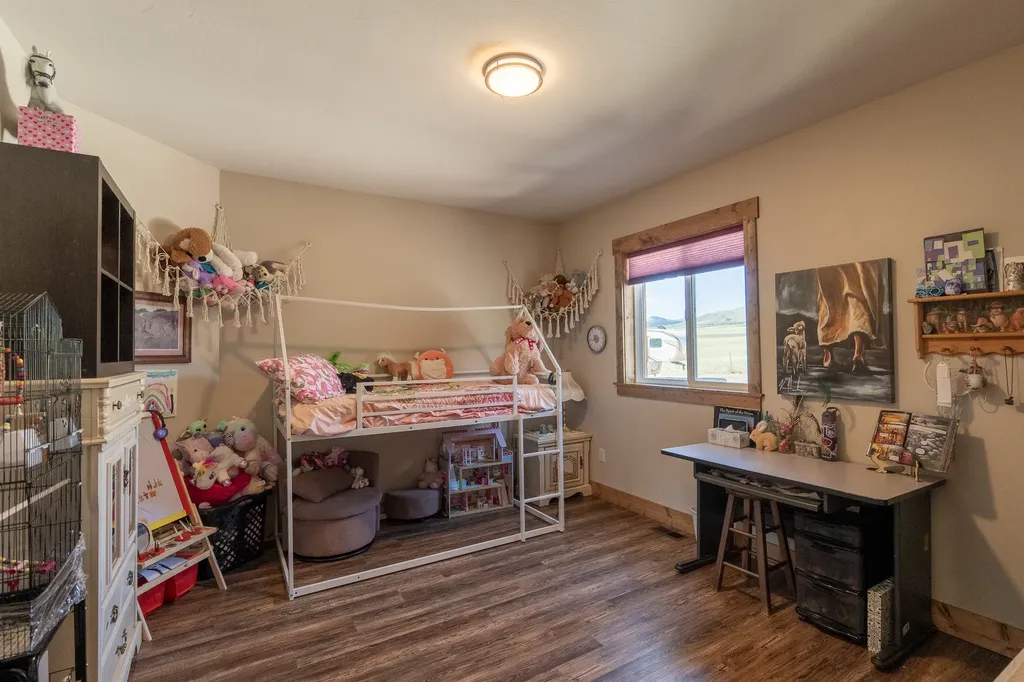 51 Whitehorse Road Townsend MT 59644