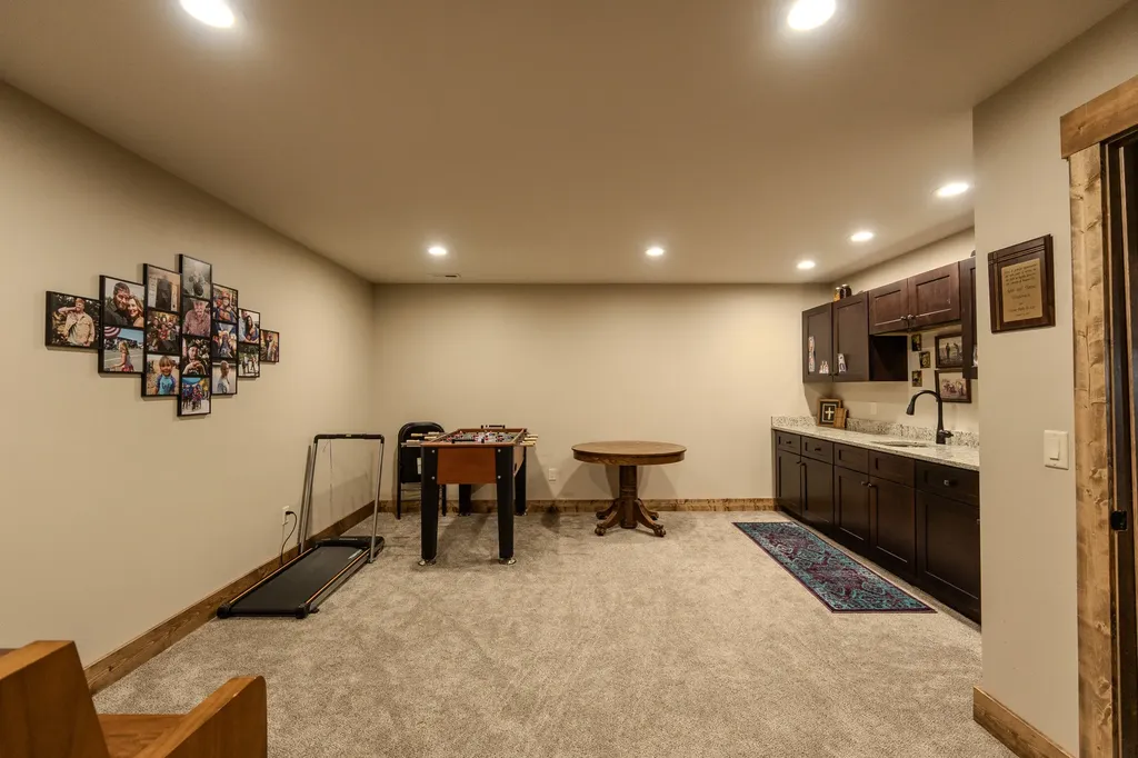 51 Whitehorse Road Townsend MT 59644