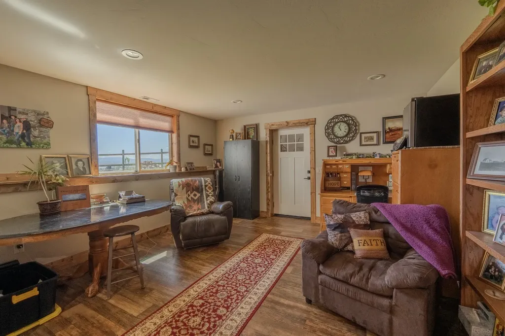 51 Whitehorse Road Townsend MT 59644