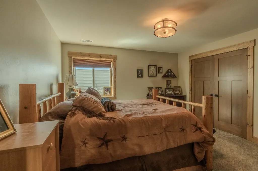 51 Whitehorse Road Townsend MT 59644