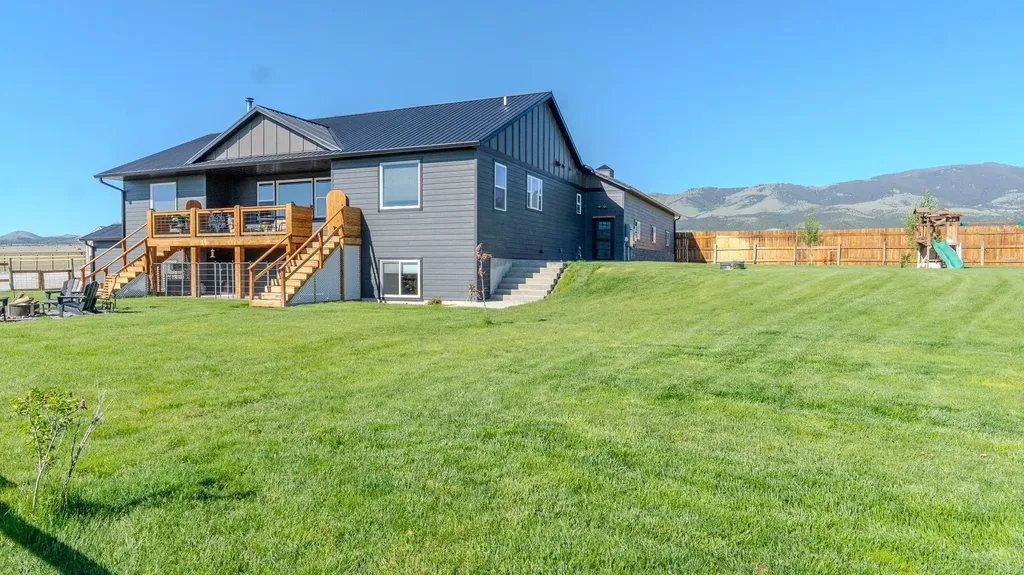 51 Whitehorse Road Townsend MT 59644