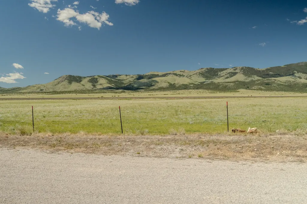 51 Whitehorse Road Townsend MT 59644