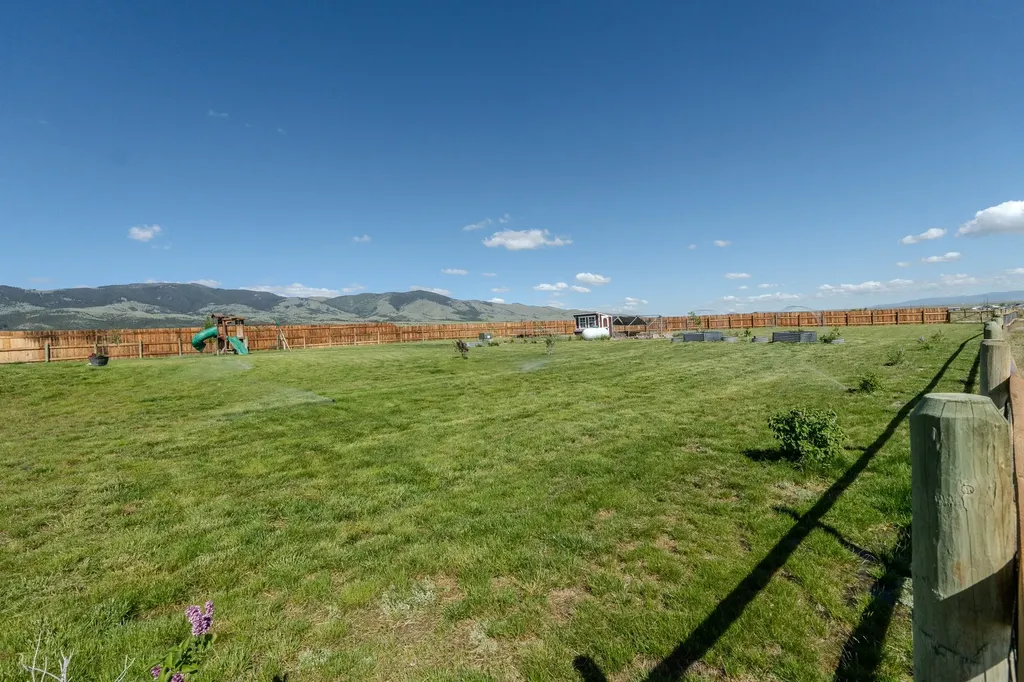 51 Whitehorse Road Townsend MT 59644