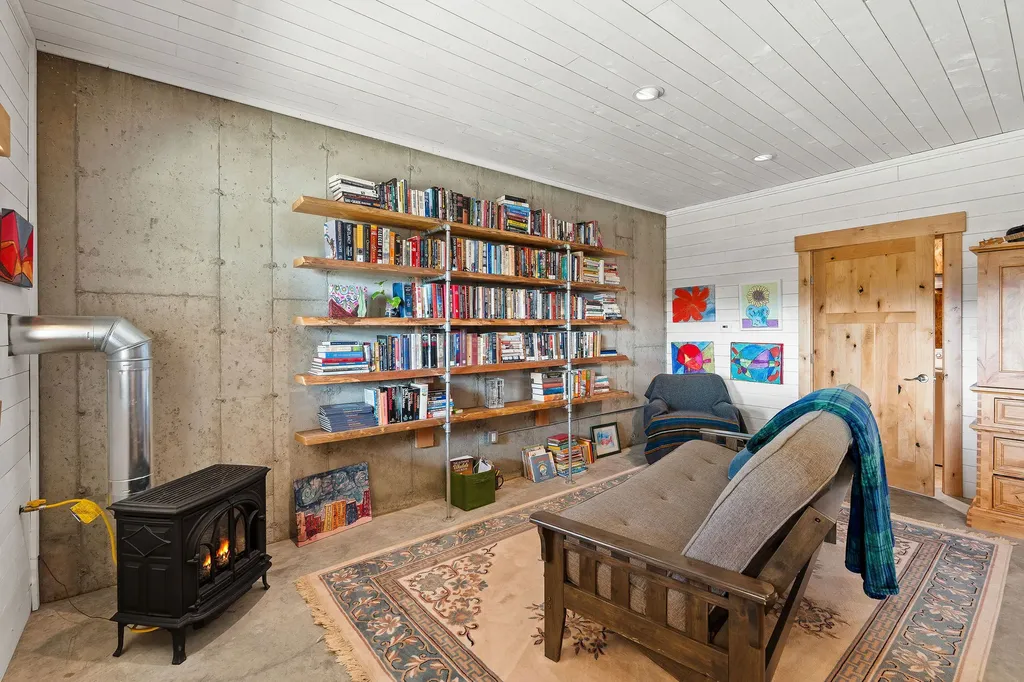 272 Summit Trail Eureka MT 59917
