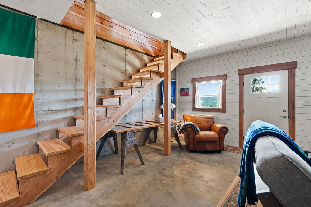 272 Summit Trail Eureka MT 59917