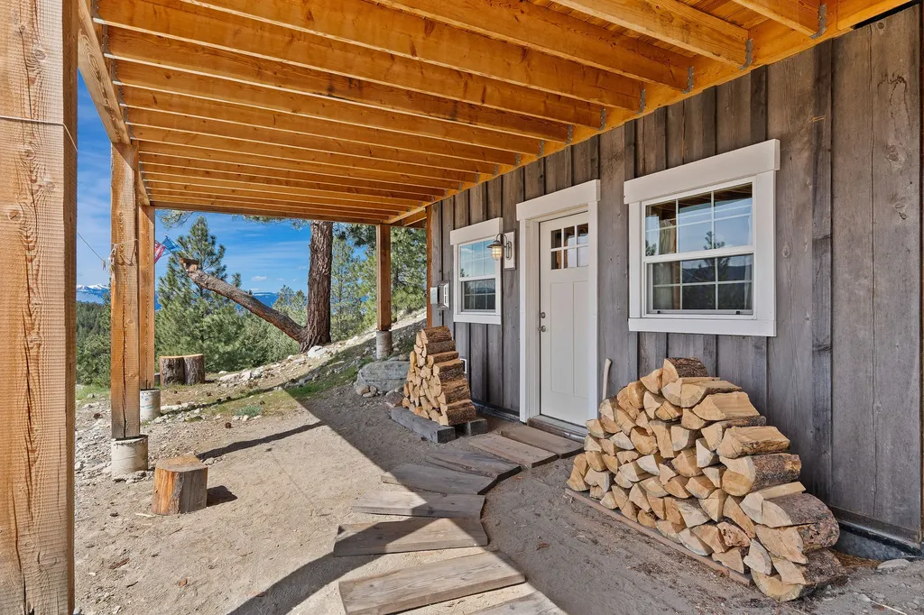 272 Summit Trail Eureka MT 59917