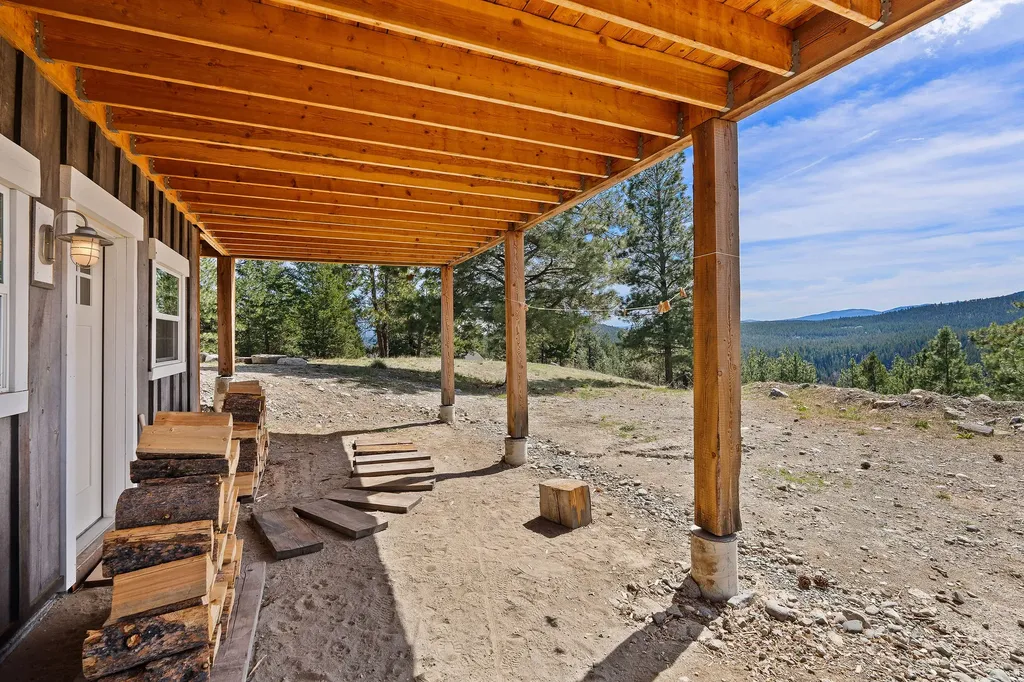 272 Summit Trail Eureka MT 59917