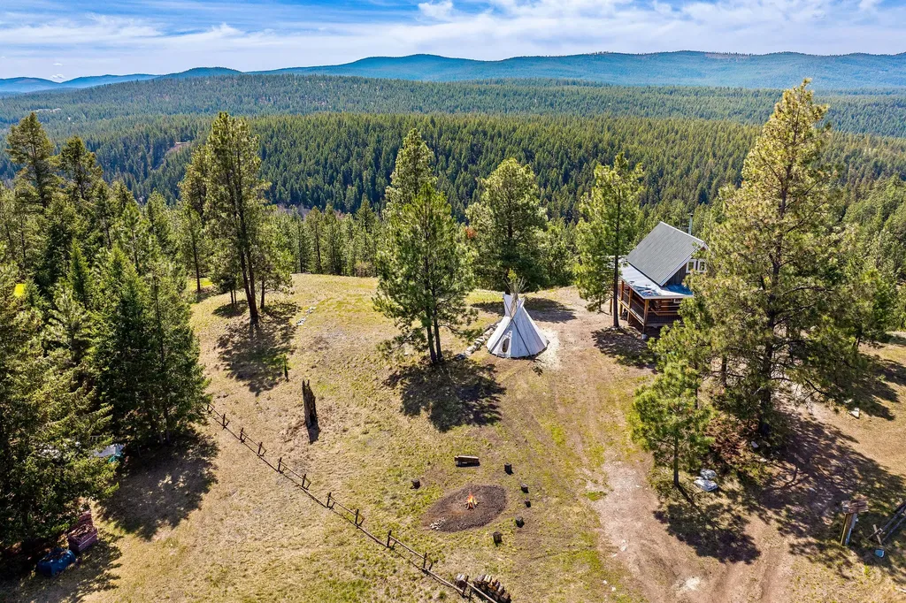 272 Summit Trail Eureka MT 59917