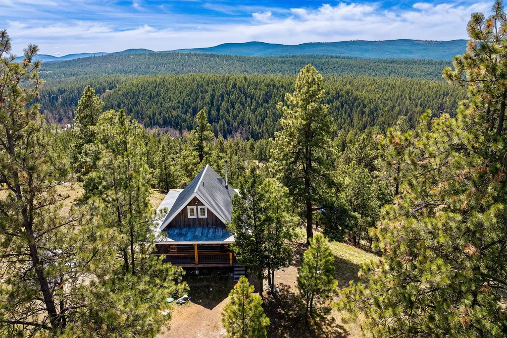272 Summit Trail Eureka MT 59917