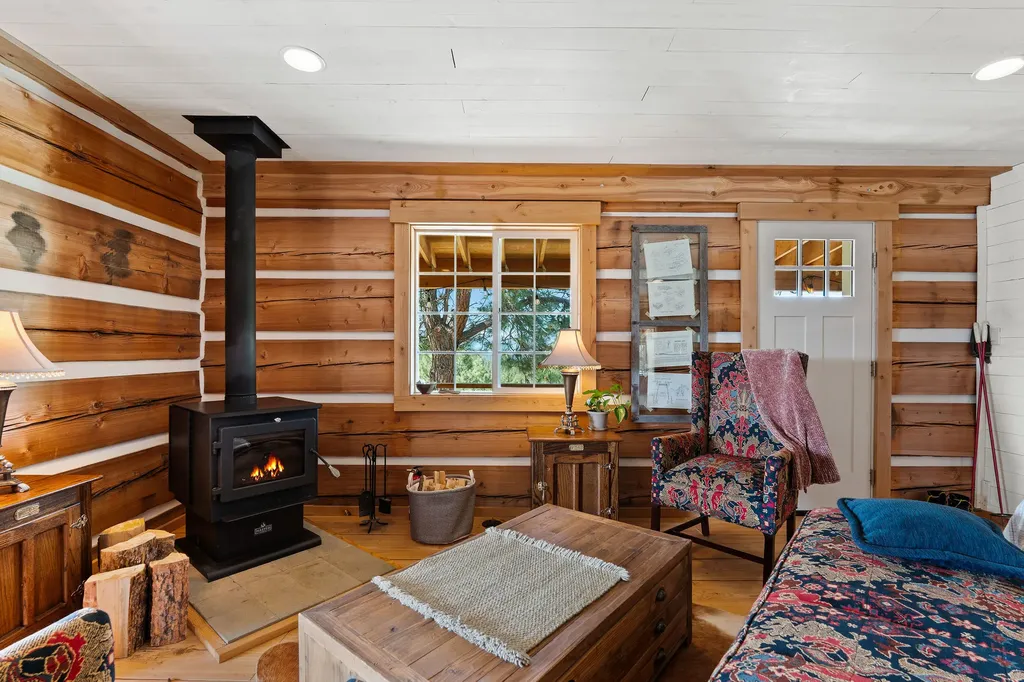 272 Summit Trail Eureka MT 59917