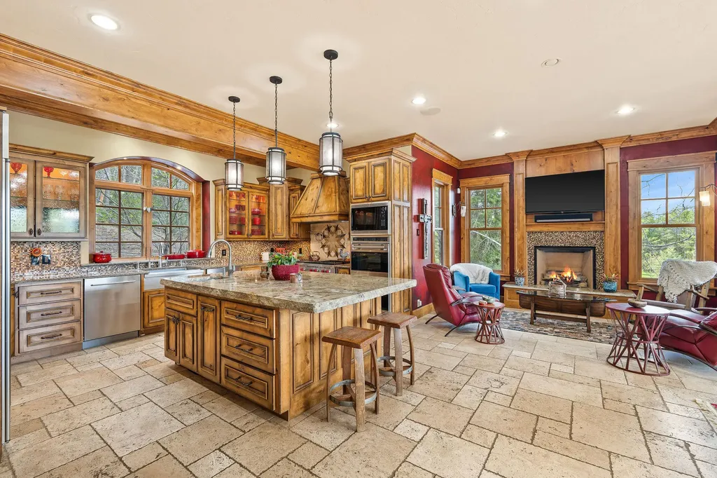 310 Rocky Woods Lane Bigfork MT 59911
