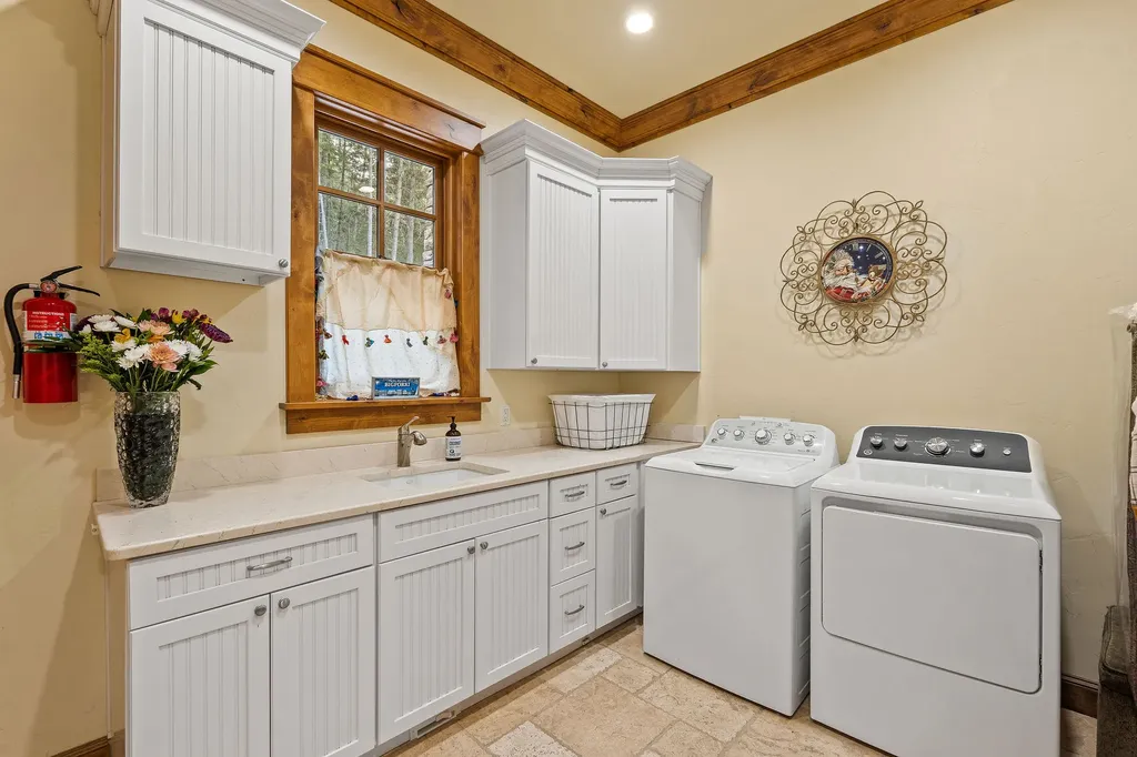 310 Rocky Woods Lane Bigfork MT 59911