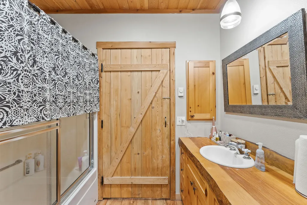 310 Rocky Woods Lane Bigfork MT 59911