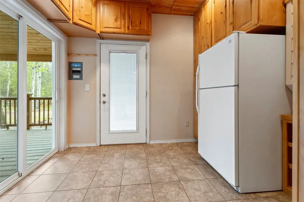 565 Chickadee Lane Victor MT 59875