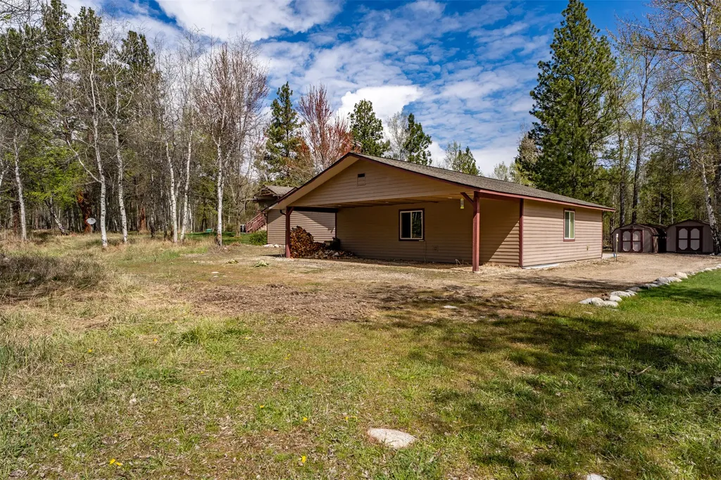 565 Chickadee Lane Victor MT 59875