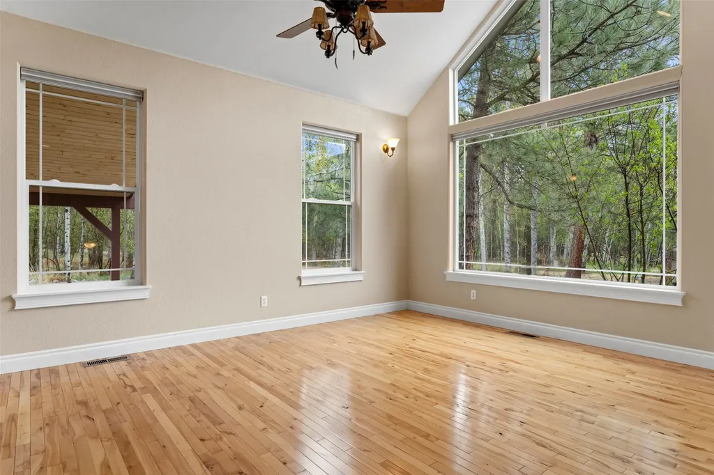 565 Chickadee Lane Victor MT 59875