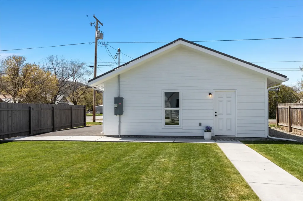 644 9th Avenue W Kalispell MT 59901