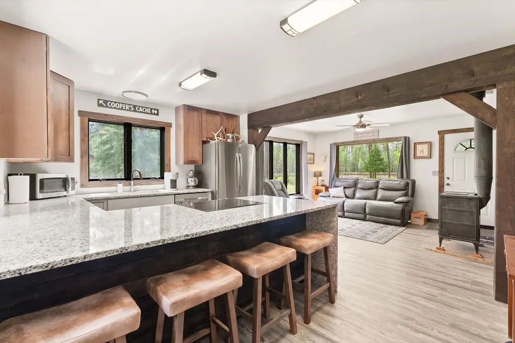 15650 Ruby Ray Lane Huson MT 59846