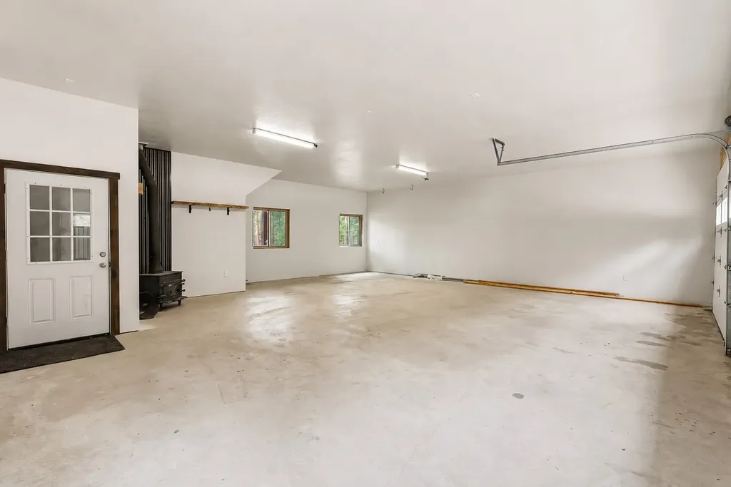 15650 Ruby Ray Lane Huson MT 59846