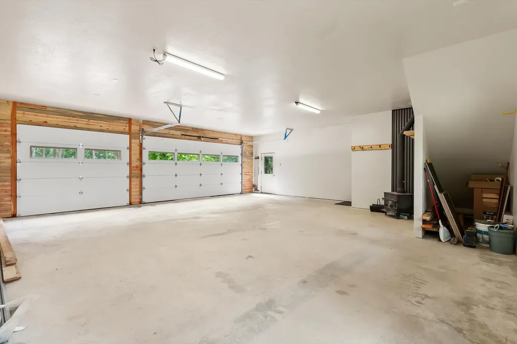 15650 Ruby Ray Lane Huson MT 59846
