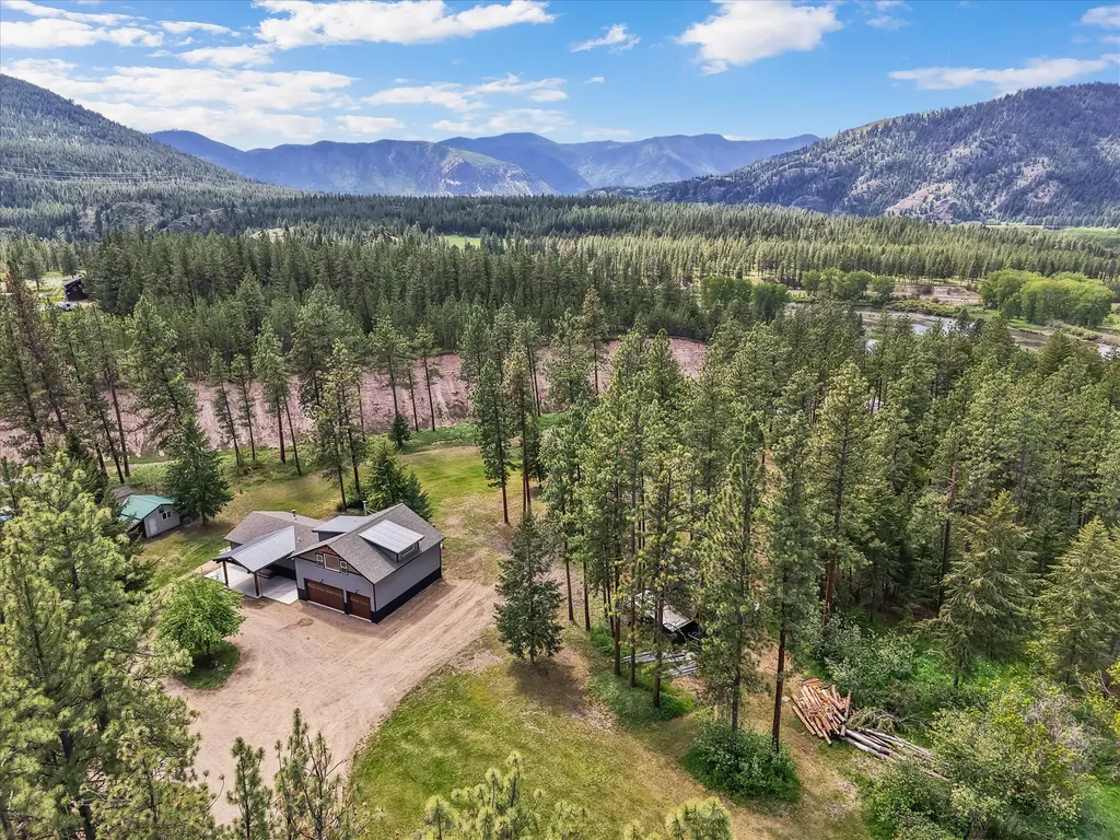 15650 Ruby Ray Lane Huson MT 59846