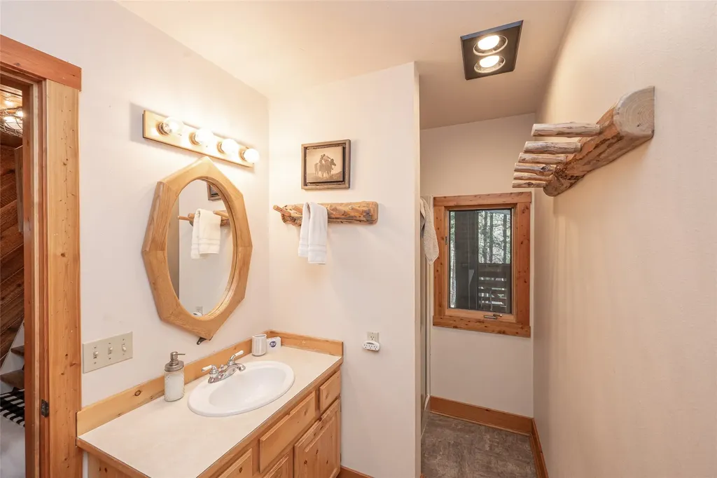 1115 Rogers Lake Road Kila MT 59920