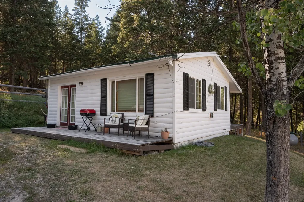 1115 Rogers Lake Road Kila MT 59920