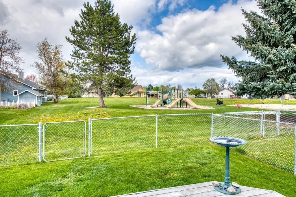 126 Thomas Street Hamilton MT 59840