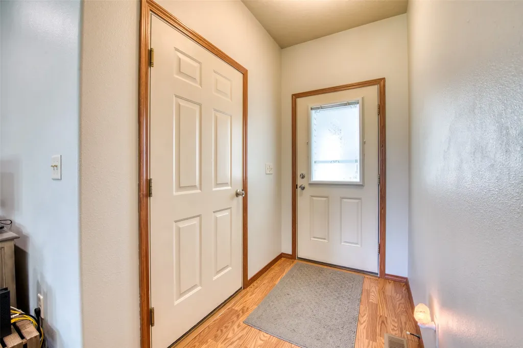 126 Thomas Street Hamilton MT 59840