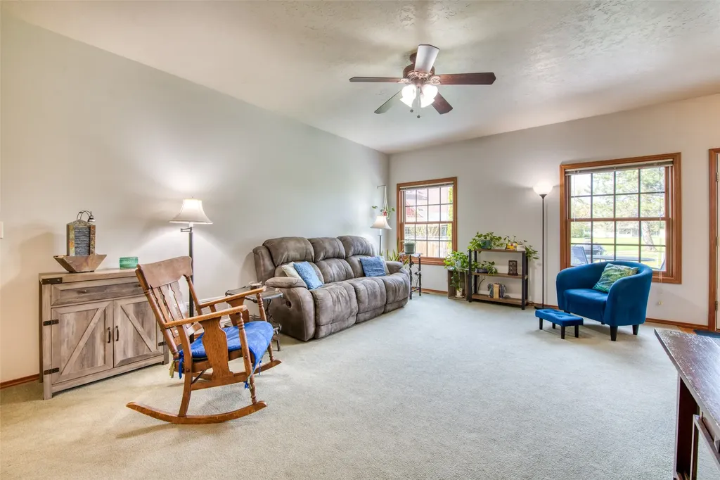 126 Thomas Street Hamilton MT 59840