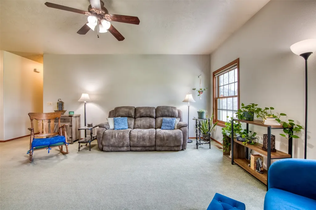 126 Thomas Street Hamilton MT 59840