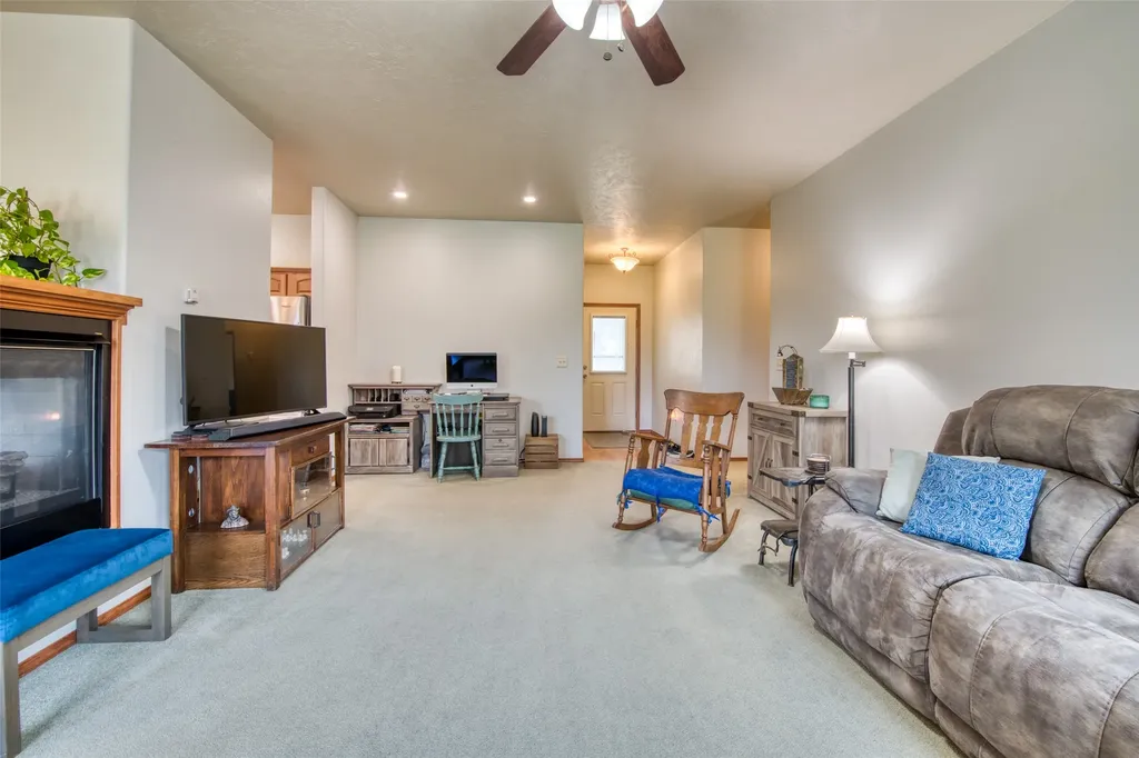 126 Thomas Street Hamilton MT 59840