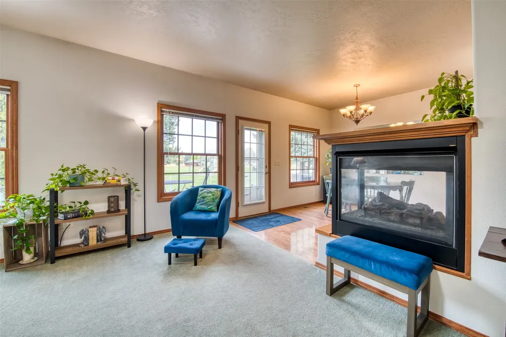 126 Thomas Street Hamilton MT 59840