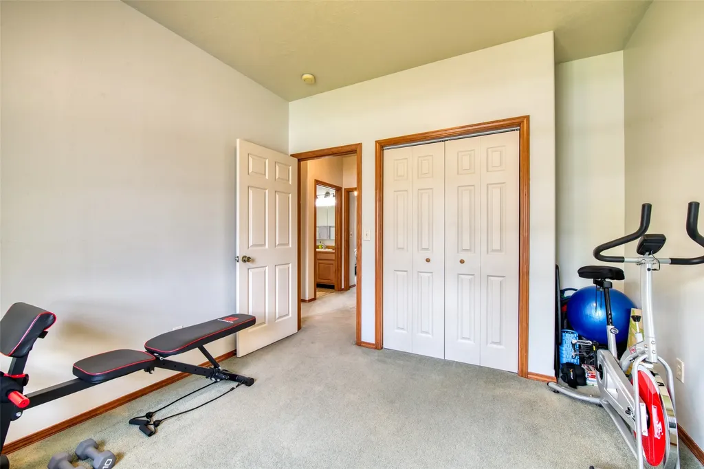 126 Thomas Street Hamilton MT 59840