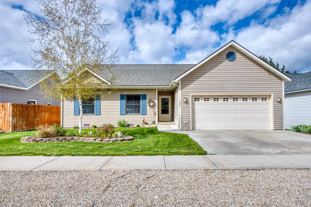 126 Thomas Street Hamilton MT 59840