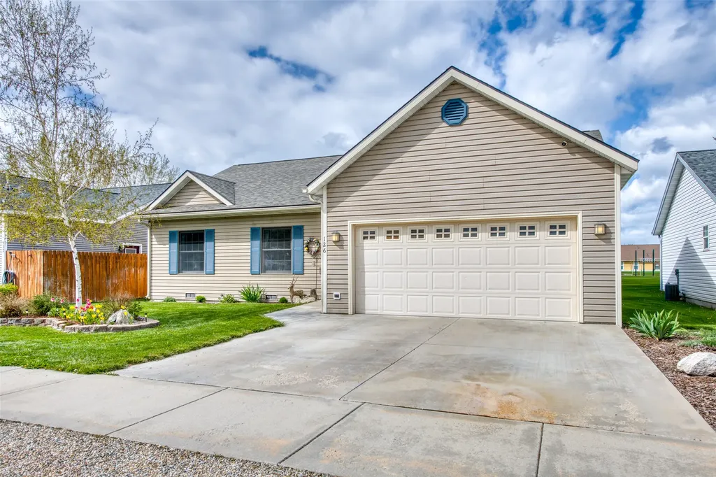 126 Thomas Street Hamilton MT 59840