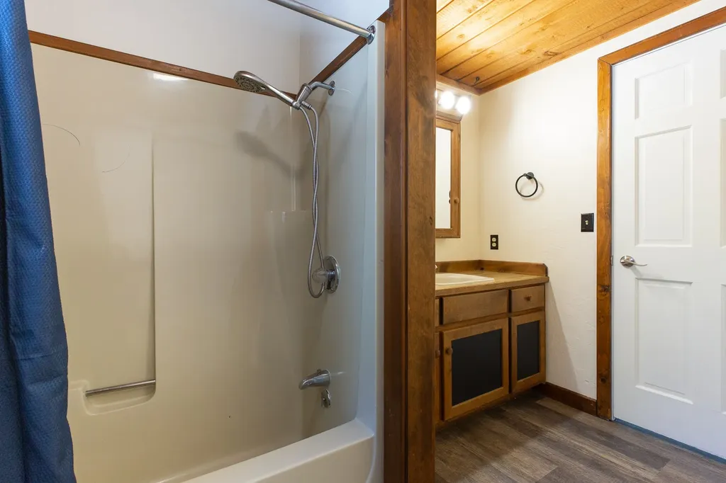6400 Boondock Lane Clinton MT 59825