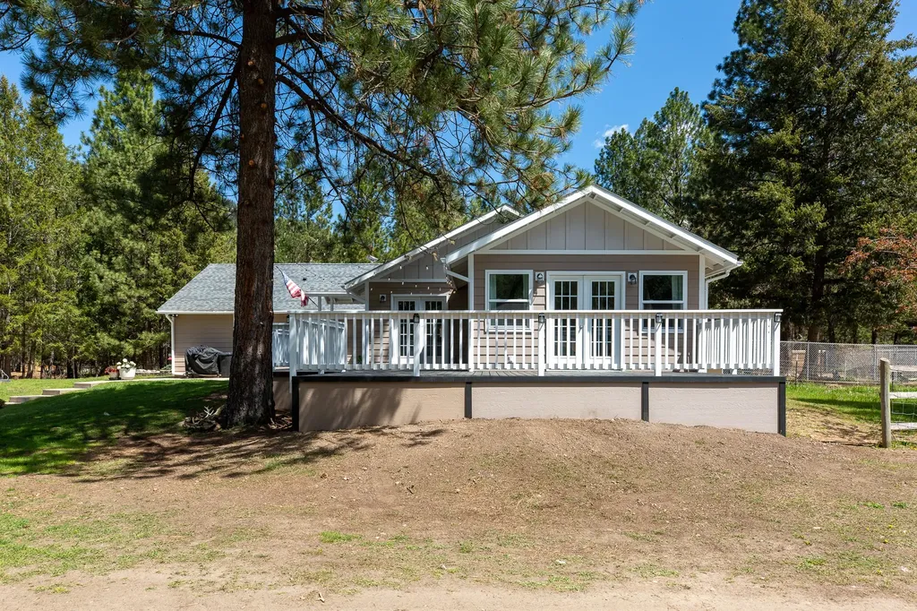 6400 Boondock Lane Clinton MT 59825
