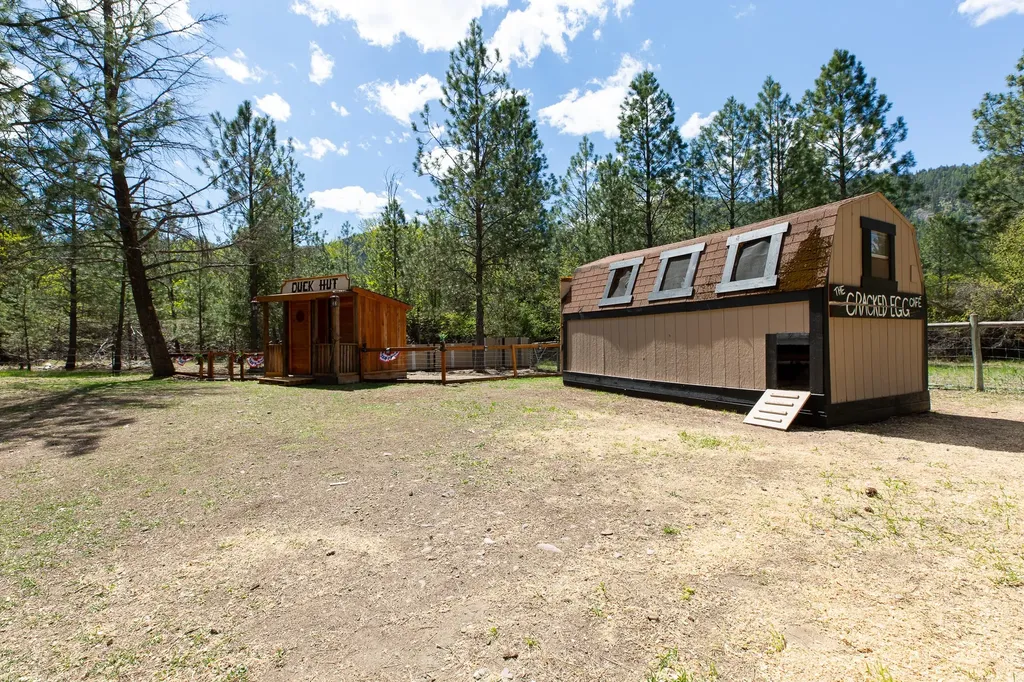 6400 Boondock Lane Clinton MT 59825
