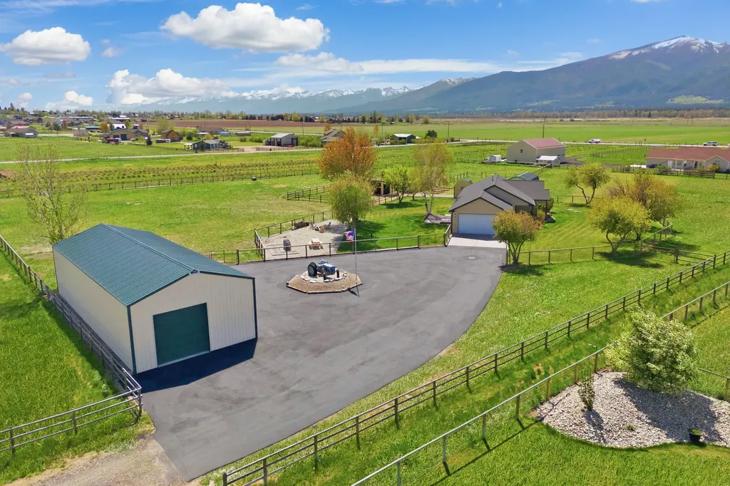 4318 Leonard Lane Stevensville MT 59870