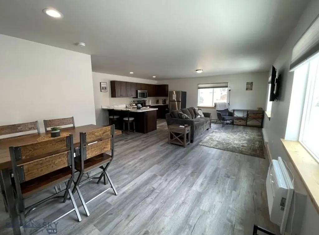 305 Spring Street Gardiner MT 59030