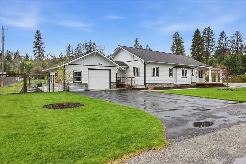 104 S Mill Street Darby MT 59829
