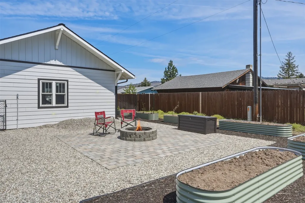 104 S Mill Street Darby MT 59829