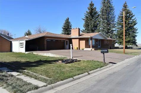 622 7TH Avenue SW Conrad MT 59425