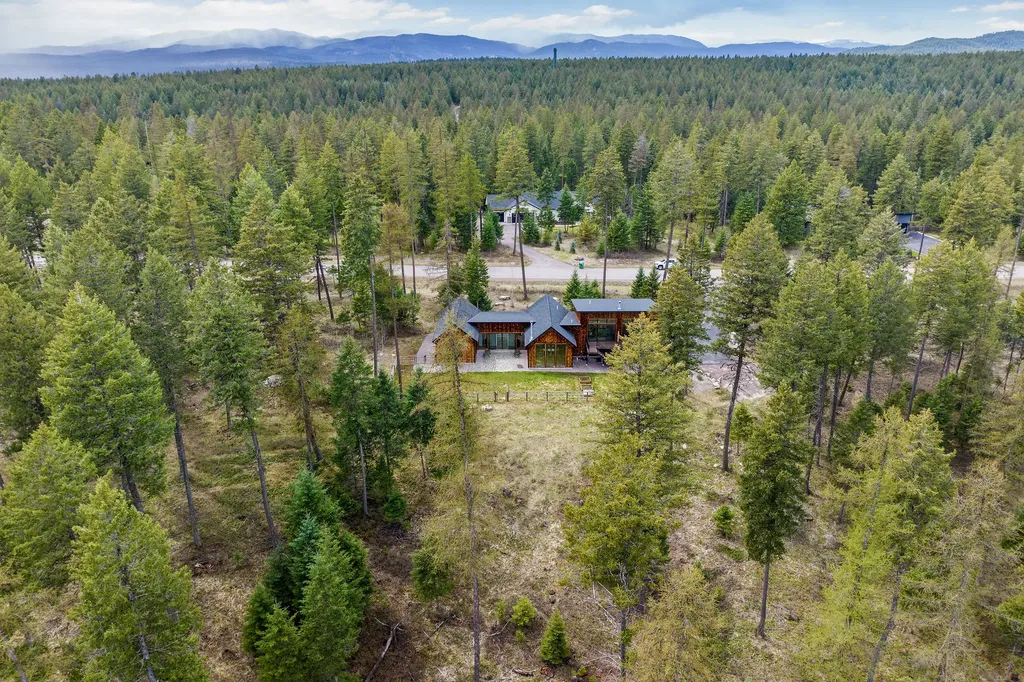 1157 Whitefish Village Drive Whitefish MT 59937