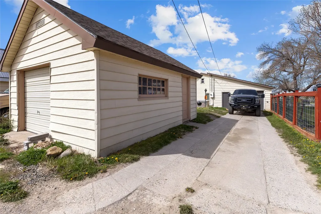 1735 Boulder Avenue Helena MT 59601